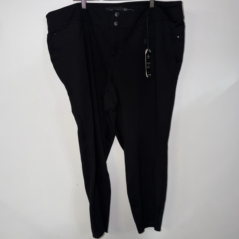 Torrid The Noir Collection All Nighter Black Pant size 24 (plus) NWT